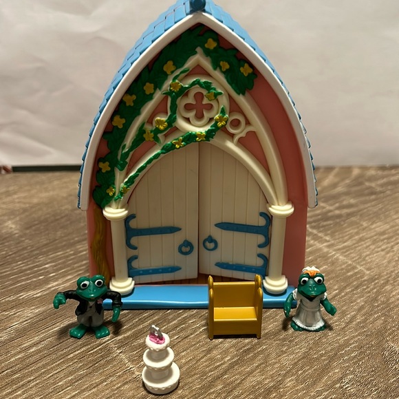 Teeny weeny families frog wedding - Picture 1 of 2